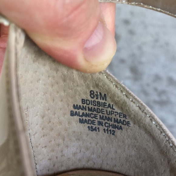 Like new Bandolino size 8.5 - Picture 5 of 11